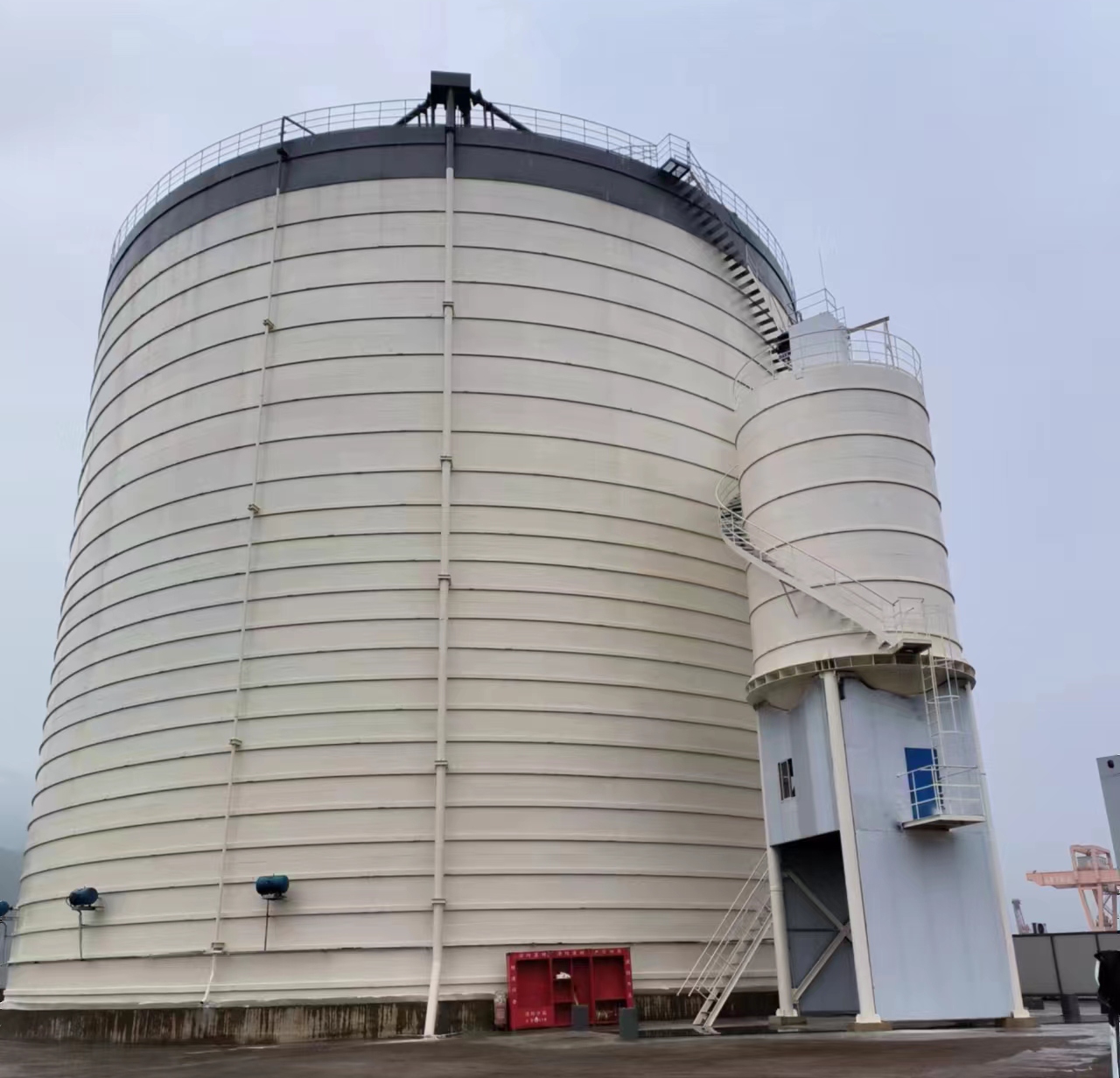 安多10万吨水泥钢板库